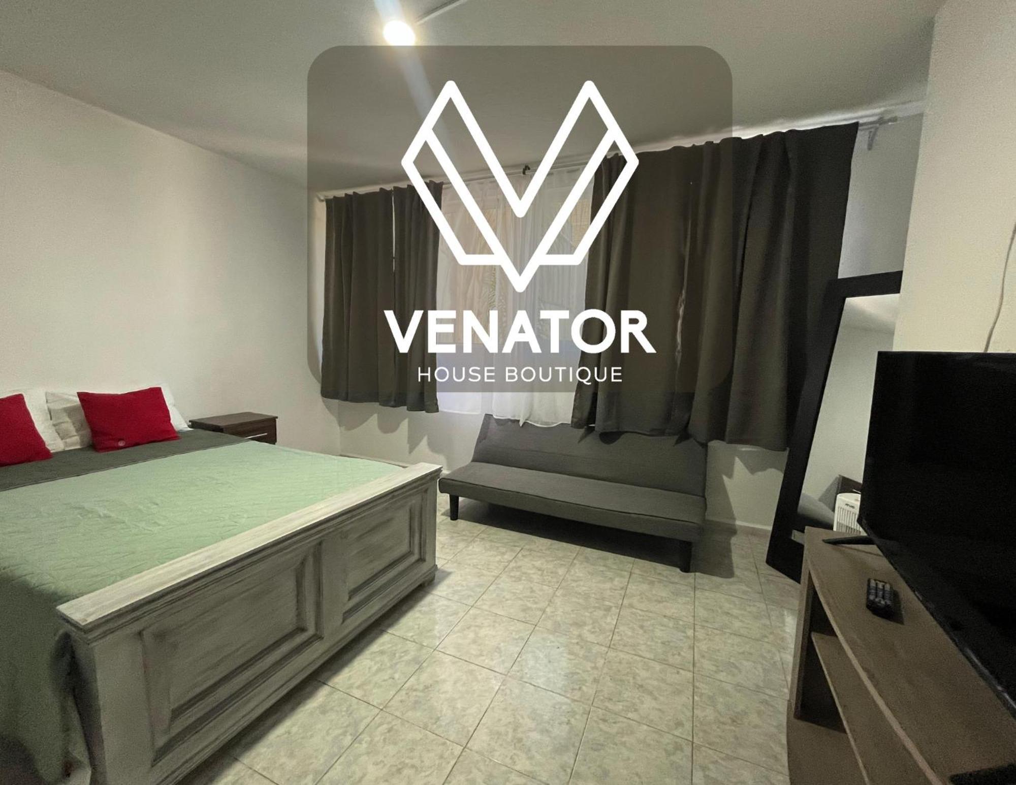 レオン8 Venator House Boutiqueアパートメント エクステリア 写真
